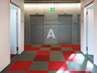 Swisscom Signaletik Raum Definitiv Design