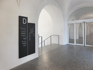 Pflegimuri Signaletik Raum Definitiv Design