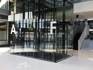 Swisscom Signaletik Raum Definitiv Design