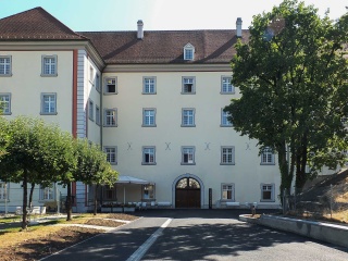 Pflegimuri Signaletik Raum Definitiv Design